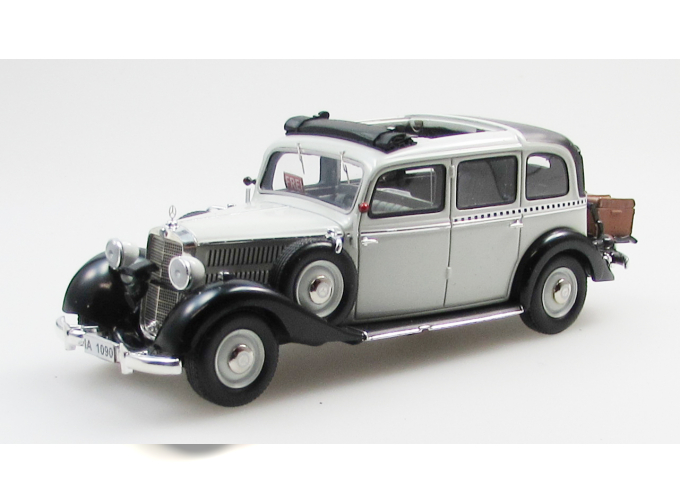 MERCEDES-BENZ 260D W138 Pullman landaulet Berlin taxi (1936-1941), black/grey 