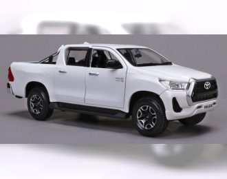 TOYOTA Hilux Pick-up (2021), White