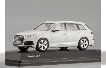 AUDI Q7 (2015), glacier white