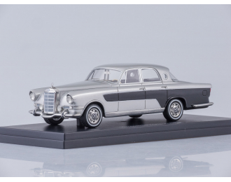 MERCEDES-BENZ Ghia 300C Berlina (1956), silver / black