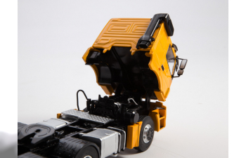 Камский грузовик 65206 седельный тягач, желтый