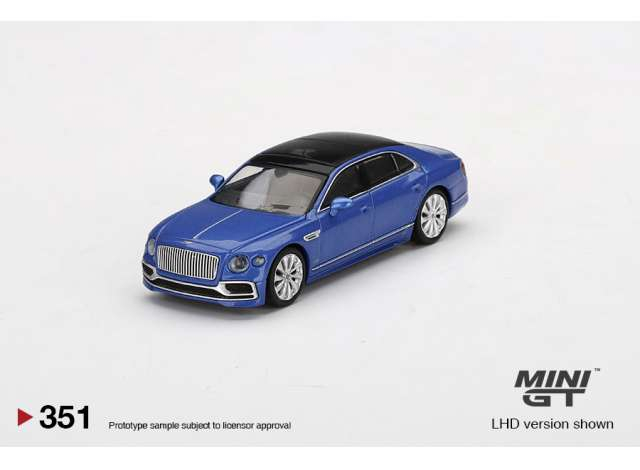 Bentley Flying Spur, blue with black roof