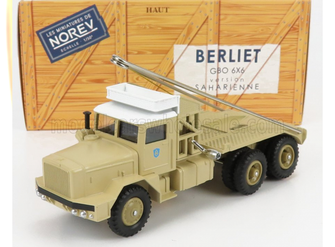 BERLIET Gbo 6x6 Truck Sahara Version 1960, Beige