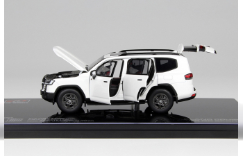TOYOTA Land Cruiser LC300 GR Sport, white