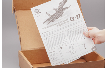 Сборная модель Сухой Су-27