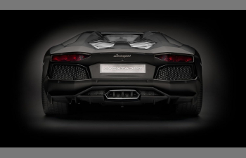 Сборная модель LAMBORGHINI Aventador LP700-4 Roadster Nero Nemesis
