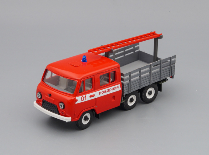 УАЗ 39094 3-х мостовый Пожарная, красный / серый