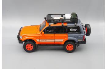 TOYOTA Land Cruiser 80 (Safari Edition), оранжевый, 21 см