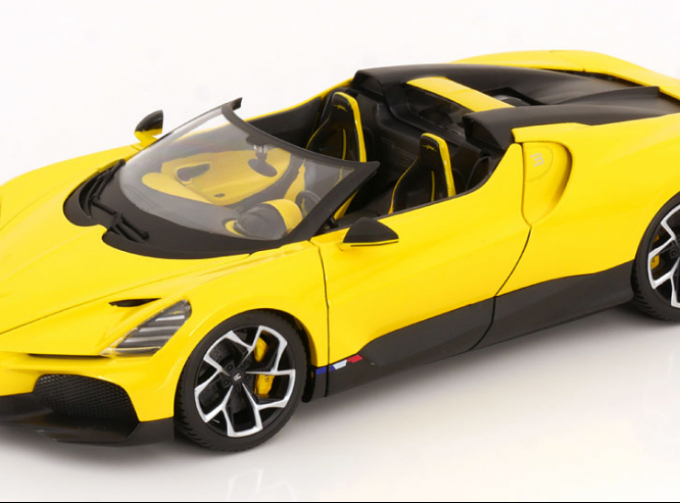 BUGATTI W16 Mistral (2023), Yellow