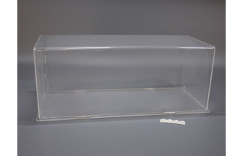 Бокс акриловый для техники и грузовиков в масштабе 1/35