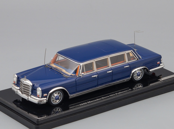 MERCEDES-BENZ 600 Pullman 1969 Elvis Presley, blue