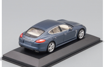 PORSCHE Panamera Turbo (2009), blue met