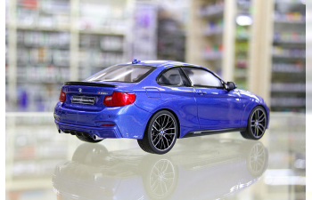 BMW M235i M Perfomance, blue