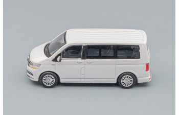 VOLKSWAGEN Multivan T6 (2015), white