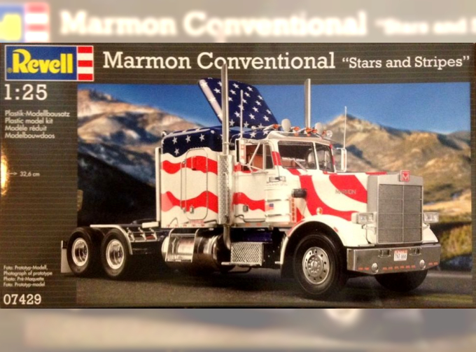 Сборная модель Седельный тягач Marmon Conventional "Stars & Stripes"