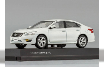 NISSAN Teana (L33), white