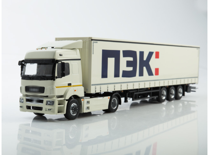 Камский грузовик 5490 с полуприцепом НЕФАЗ-93341 ПЭК