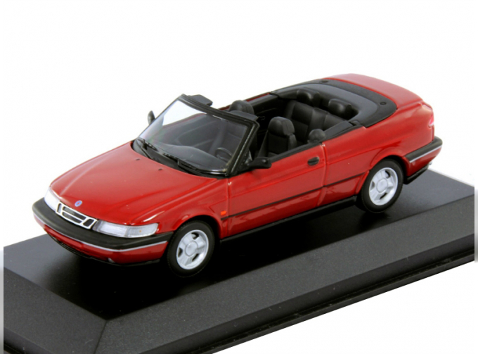 SAAB 900 SE Convertible 1993, red