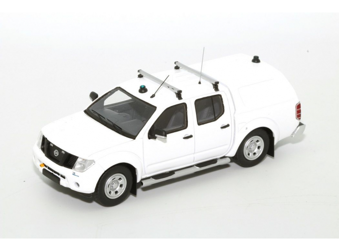 NISSAN NAVARA DOUBLE CABINE PICK-UP CLOSED POLICE NATIONALE CRS