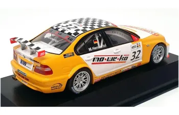 BMW 320i E46 No.32, WTCC, Hennerici (2005)