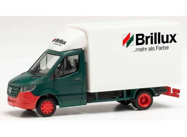 MERCEDES-BENZ Sprinter Brillux, green / white