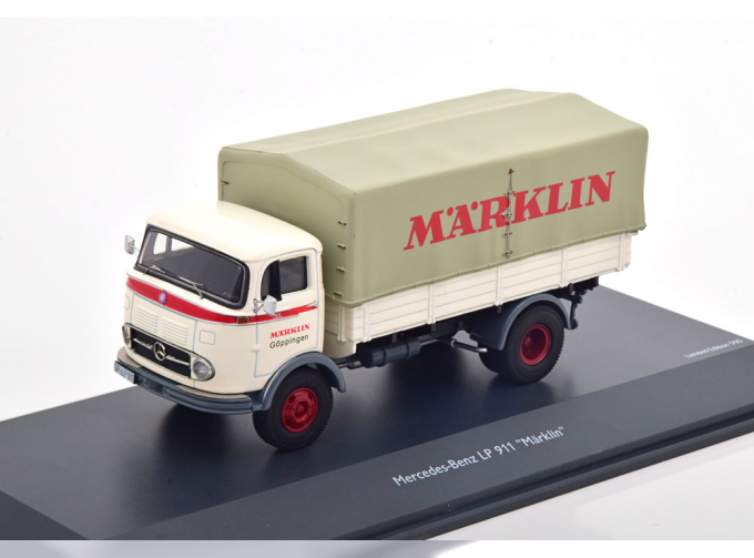 MERCEDES-BENZ LP 911 pick up with canvas top, Maerklin