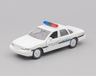 FORD Crown Victoria Olympia Police, white