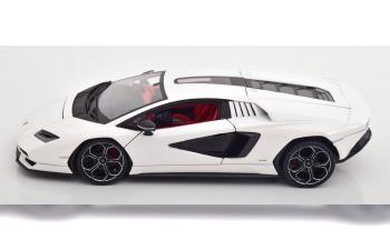 LAMBORGHINI Countach LPI 800-4 (2022), white