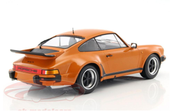 PORSCHE 911 (930) Turbo (1977), orange
