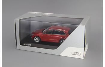 AUDI Q5 (2012), red