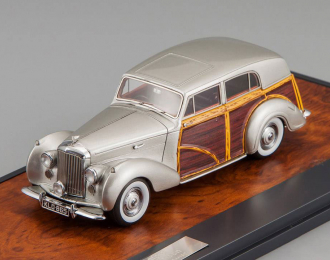 BENTLEY MKVI Countryman Harold Radford (1950), silver / wood