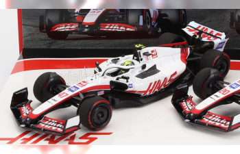 HAAS F1 Set 2x Vf-22 Ferrari Team Haas N 20 5th Bahrain Gp 2022 Kevin Magnussen + N 47 Bahrain Gp 2022 Mick Schumacher, White Black Red