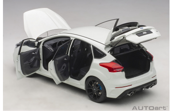 FORD Focus RS (2016), white