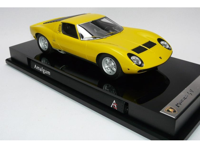 LAMBORGHINI Miura P400 SV, yellow