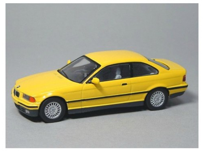 BMW 3-series Coupe E36, yellow