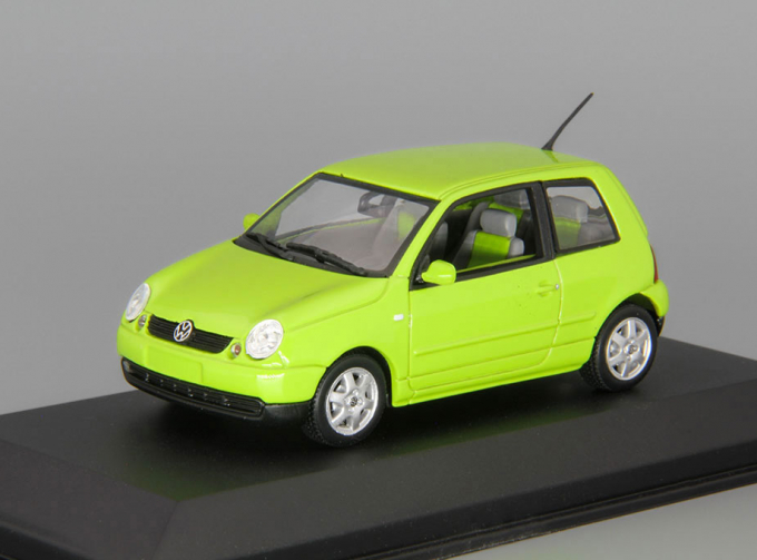 VOLKSWAGEN Lupo (1998), green