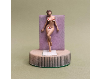Фигура 0861 Нагота прислонившаяся, окрашенная (цвет в ассортименте)