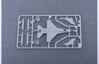 Сборная модель Самолет F-16A/C Fighting Falcon Block 15/30/32