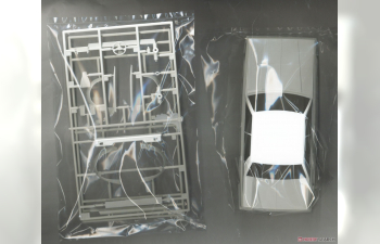 Сборная модель Toyota Cresta Super Lucent Twincam 24 (GX61)