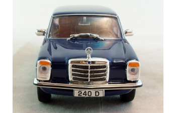 MERCEDES-BENZ 240 D Long (1973), Mercedes-Benz Offizielle Modell-Sammlung 59, blue