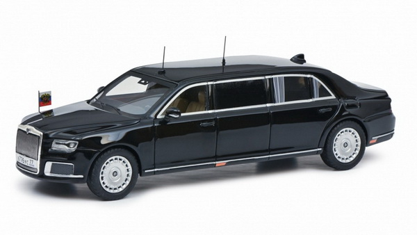 AURUS SENAT Limousine, black