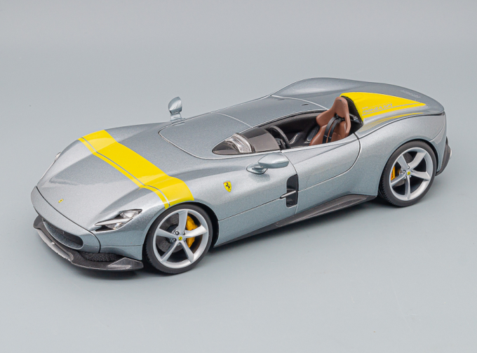 FERRARI Monza SP1 (2019), silver/yellow