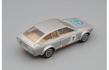 ALFA ROMEO Alfetta GTV, silver