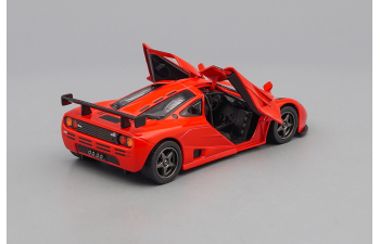 MCLAREN F1 GTR (1995), red