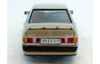 MERCEDES-BENZ 190 E 2.3-16V Senna (1984), Mercedes Offizielle Modell-Sammlung 78, золотистый