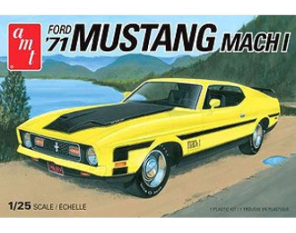 Сборная модель Ford Mustang Mach I, plastic modelkit 1971