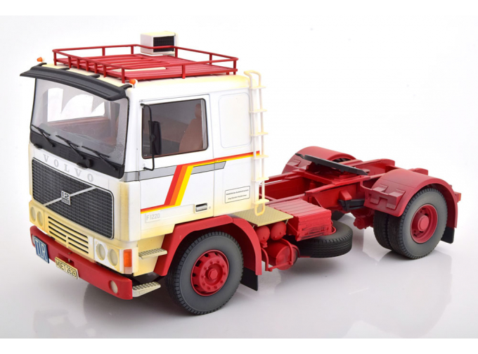 VOLVO F1220 (1977), white/rot