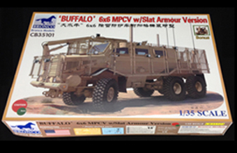 Сборная модель 'BUFFALO' 6x6 MPCV w/Slat Armour Version