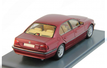 BMW 740i E38 (2000), metallic dark red