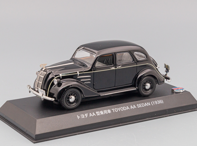 TOYODA AA Sedan (1936), black